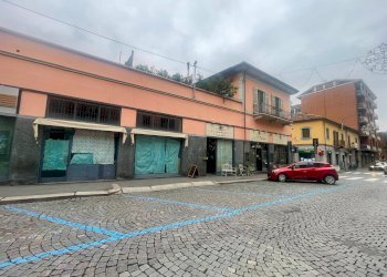 Foto 16 - Negozio Via Po
5, Chivasso - foto 15