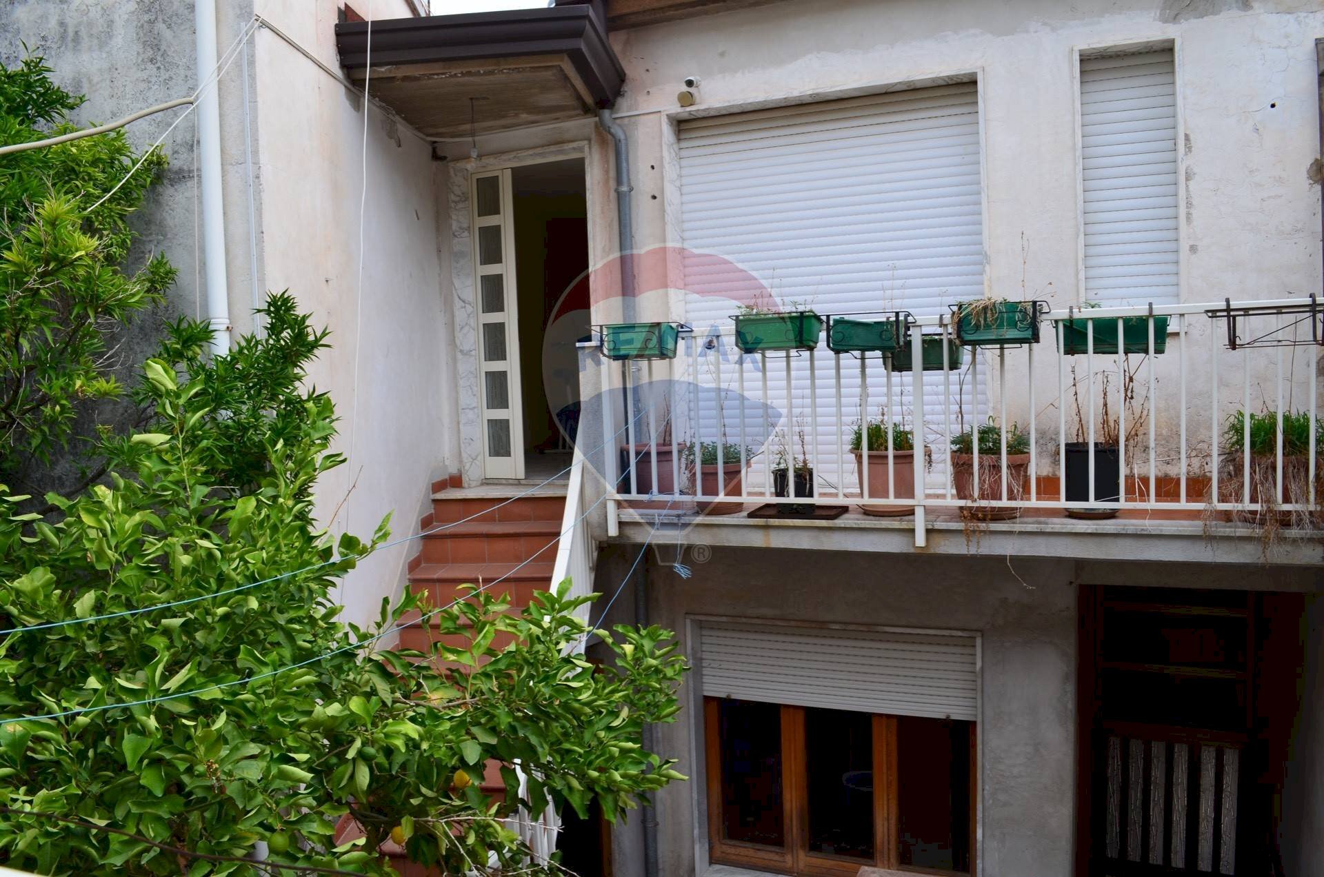 Casa all\'aperto - Appartamento Piazzaa Roma
 
4, Paupisi - foto 1