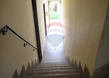 Scale - Appartamento Piazzaa Roma
 
4, Paupisi - foto 3