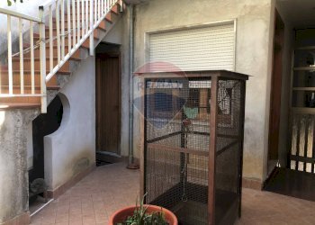 Scale - Appartamento Piazzaa Roma
 
4, Paupisi - foto 6