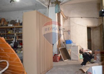 Dispensa di stoccaggio - Appartamento Piazzaa Roma
 
4, Paupisi - foto 39