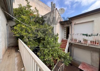 Balcone - Appartamento Piazzaa Roma
 
4, Paupisi - foto 1