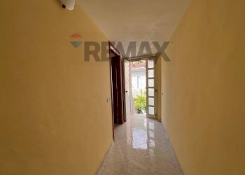 Hall / corridoio - Appartamento Piazzaa Roma
 
4, Paupisi - foto 32