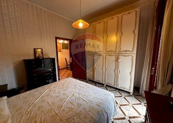 Camera / camera da letto - Two-room apartment rione Taverna
 
7, Tufo - photo 9