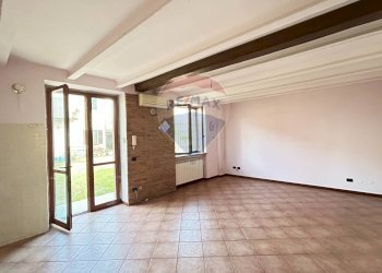 Stanza vuota - Casa semi indipendente Turbigo - foto 4