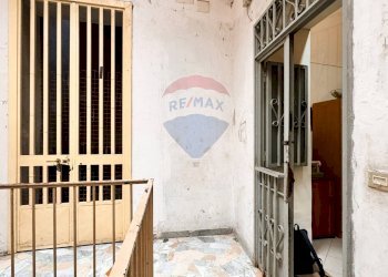 Balcone - Bilocale Via Falconieri
 
16, Napoli - foto 6