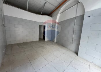 Stanza vuota - Negozio Viale Margherita
 
32, Napoli - foto 4