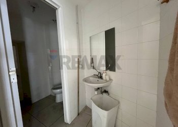 Bagno - Negozio Viale Margherita
32, Napoli - foto 7
