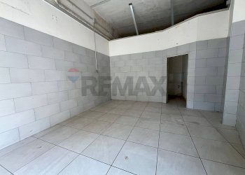 Stanza vuota - Negozio Viale Margherita
32, Napoli - foto 9