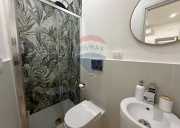 Bagno - Quadrilocale Via Settimo Duchesca
 
49, Napoli - foto 10