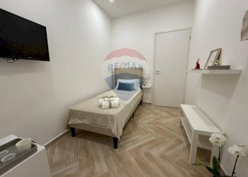 Camera / camera da letto - Quadrilocale Via Settimo Duchesca
 
49, Napoli - foto 14