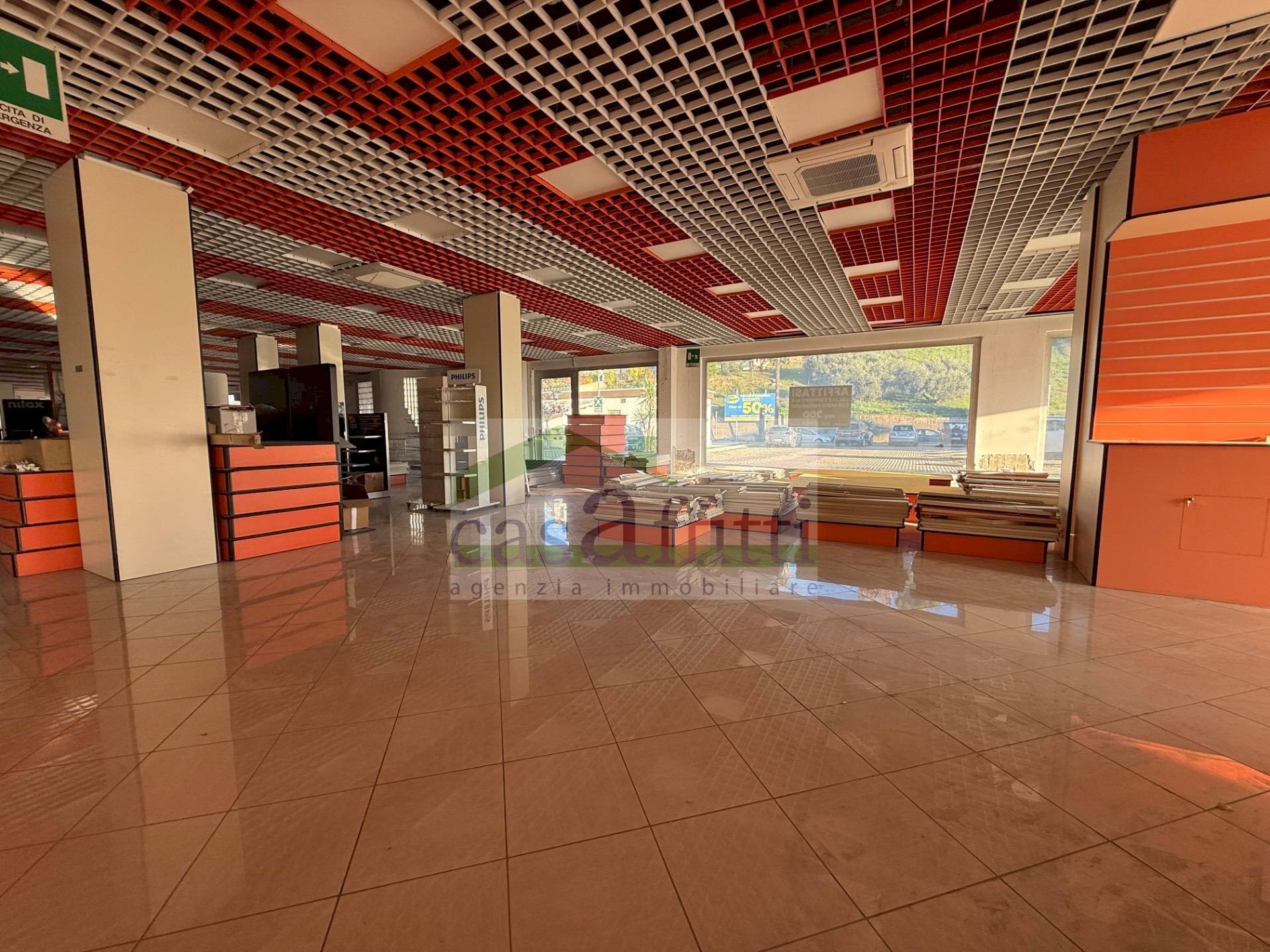 Foto 1 - Commercial Premises Via Pietro Nenni, San Giovanni Teatino - photo 1