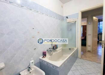 bagno - Quadrilocale Viale Roma
 
114, Massa - foto 8