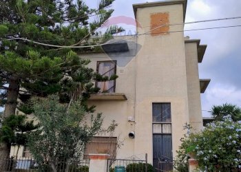 Edificio all\'aperto - Stabile - Palazzo via sorda sampieri
 
177, Modica - foto 4