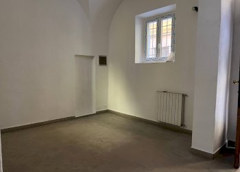 Foto 11 - Attività Commerciale Via Di Salviano
 
54, Livorno - foto 10