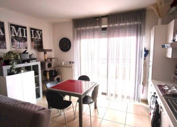 Foto 1 - Bilocale via forlanini
7, Busto Arsizio - foto 1