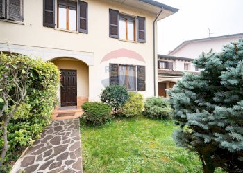 Casa all\'aperto - Villa a Schiera Via Edison
 
16, Porto Mantovano - foto 2