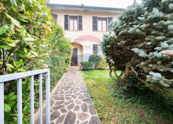 Giardino - Villa a Schiera Via Edison
 
16, Porto Mantovano - foto 6