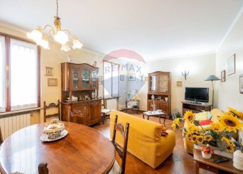 Sala da pranzo - Villa a Schiera Via Edison
 
16, Porto Mantovano - foto 10