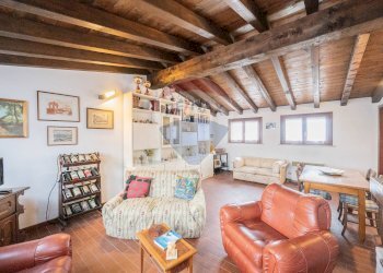 Sala da pranzo - Villa a Schiera Via Edison
 
16, Porto Mantovano - foto 23