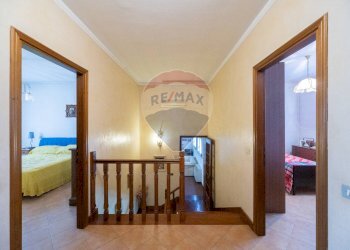 Hall / corridoio - Villa a Schiera Via Edison
 
16, Porto Mantovano - foto 28