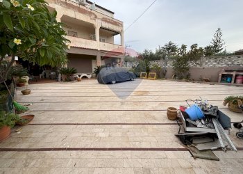 Edificio all\'aperto - Appartamento Via Riccardo Guastella, Trappeto - foto 4