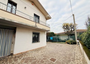 Foto 1 - Casa semi indipendente Poggio Rusco - foto 1