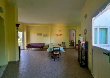 Foto 3 - Casa indipendente Via Grazia Deledda, Nuxis - foto 3