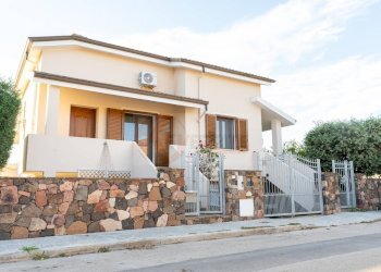 Foto 1 - Villa Via Pischina De Sa Uda
 
9, Olmedo - foto 1