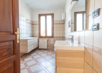 Foto 12 - Villa Via Pischina De Sa Uda
 
9, Olmedo - foto 12