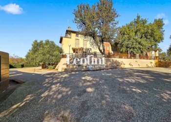 Facciata - Rustico strada Valle San Cristoforo, Fubine Monferrato - foto 1