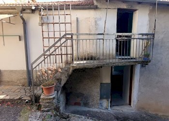 Facciata - Independent house via Castello, Rezzo - photo 19