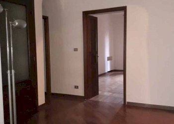 Stanza non arredata - Trilocale via Camillo Benso di Cavour, 48, Torino (zona Centro) - foto 5