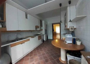 Cucina - Trilocale via Camillo Benso di Cavour, 48, Torino (zona Centro) - foto 10