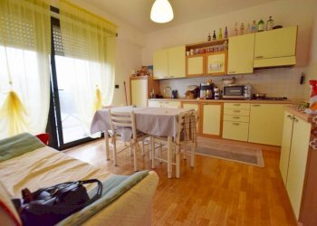 Cucina - Bilocale via Alba, 67, Mondovì - foto 6