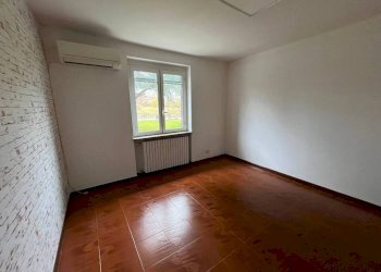 Camera da letto - Quadrilocale strada della Rezza, 10, Andezeno - foto 14