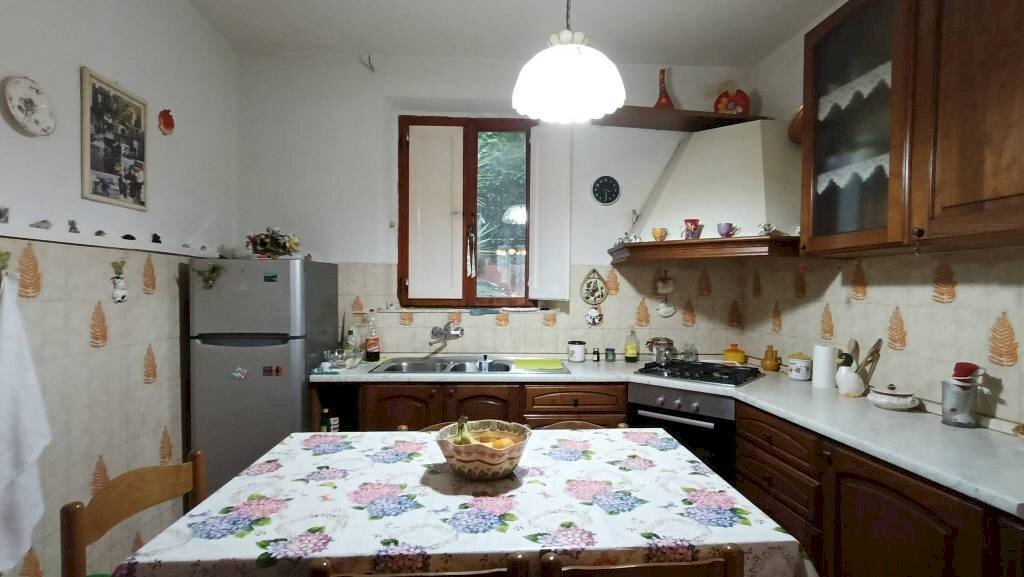 Cucina - Casa indipendente via Don Giovanni Minzoni, Montelupo Fiorentino - foto 2