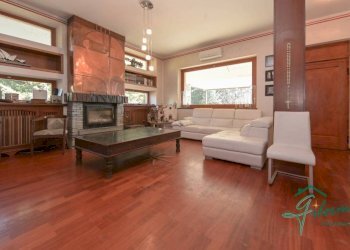 Salone - Villa strada Provinciale Pecetto Chieri, Pino Torinese - foto 19