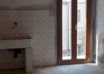 Stanza non arredata - Rustico via Camillo Benso di Cavour, Lanusei - foto 5