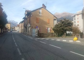Zona - Bilocale Avenue Giuseppe Garibaldi, Aosta - foto 6