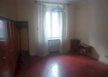 Camera da letto - Bilocale Avenue Giuseppe Garibaldi, Aosta - foto 16