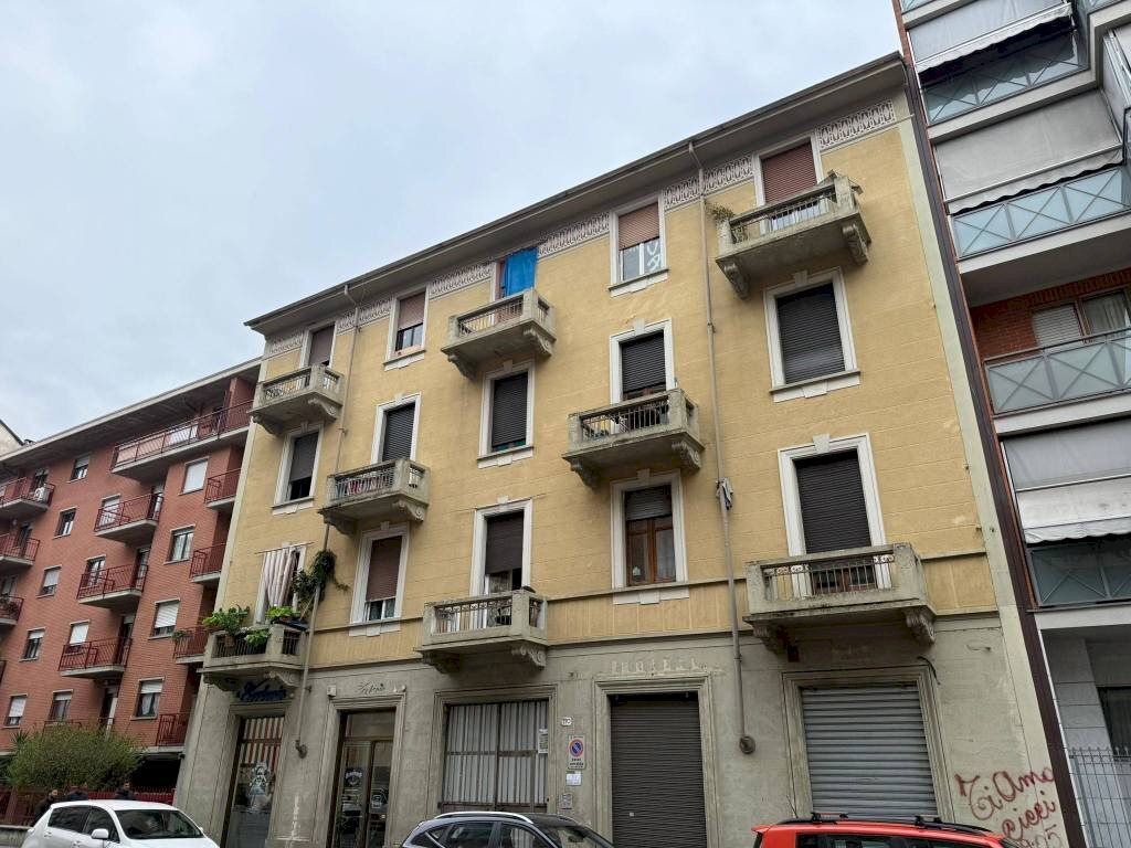 Facciata - Box via Monte Rosa, 110, Torino (zona Barriera Milano) - foto 1