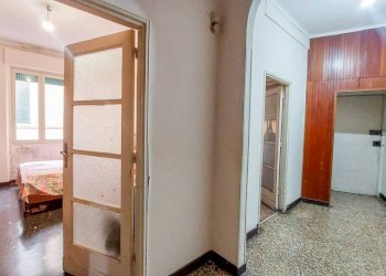 Corridoio - Trilocale vico Dietro il Coro delle Vigne, Genova (zona Centro Storico) - foto 7