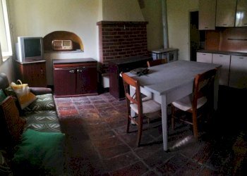 Salone - Rustico Montescudo - Monte Colombo - foto 8