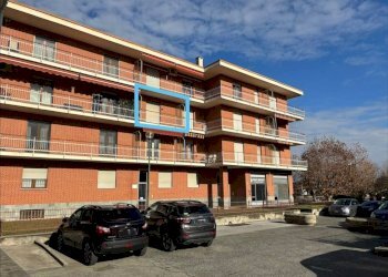 Facciata - Trilocale via Luigi Tegas, 43/6, Luserna San Giovanni - foto 1