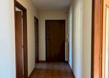 Corridoio - Trilocale via Luigi Tegas, 43/6, Luserna San Giovanni - foto 3