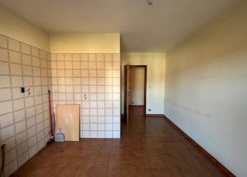 Cucina - Trilocale via Luigi Tegas, 43/6, Luserna San Giovanni - foto 12