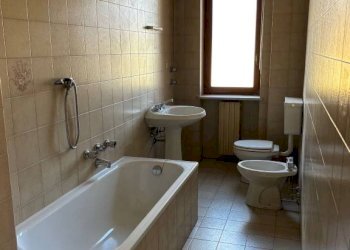 Bagno - Trilocale via Luigi Tegas, 43/6, Luserna San Giovanni - foto 13
