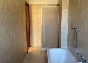 Bagno - Trilocale via Luigi Tegas, 43/6, Luserna San Giovanni - foto 14