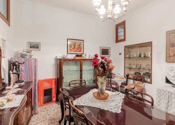 soggiorno - Appartamento Cesare Battisti
 
4, Torre Annunziata - foto 2